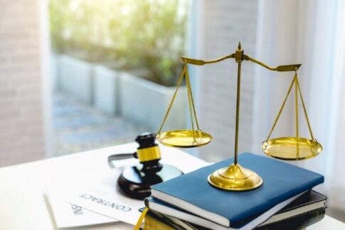 不倫の慰謝料請求が得意な弁護士の選び方とは？